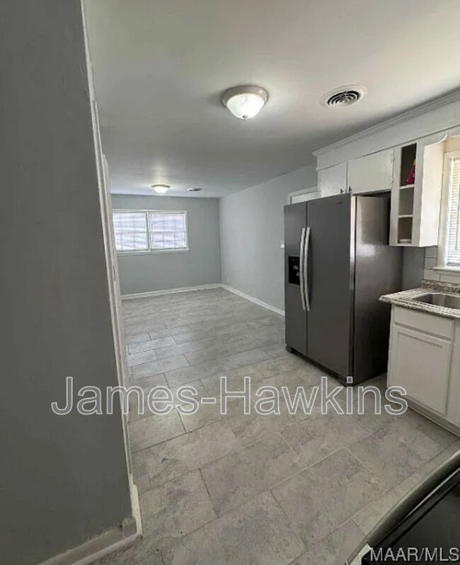 Building Photo - 1384 Devonshire Dr