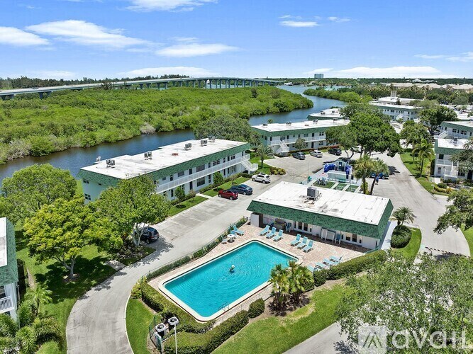 2800 Indian River Blvd Unit R9, Vero Beach, FL 32960 Condo for Rent