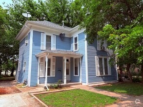 Building Photo - 2918 S St