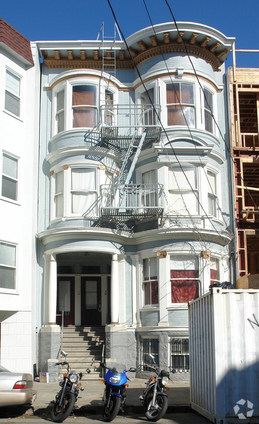 Building Photo - 1862-1866 Page St