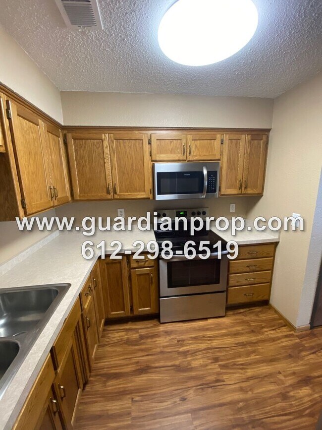 Foto del edificio - 6014 9th St N