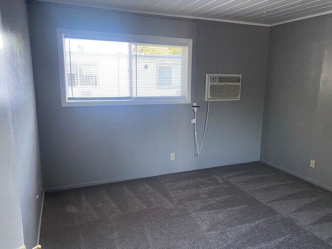 Foto del edificio - 1475 Marclair Dr
