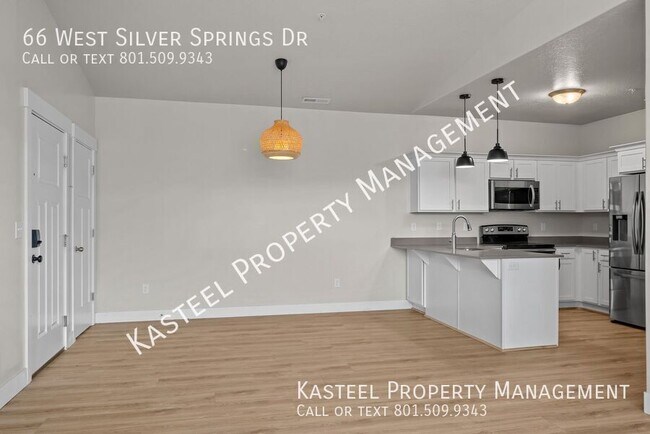 Foto del edificio - 66 W Silver Springs Dr