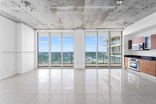 Foto del edificio - 3470 E Coast Ave