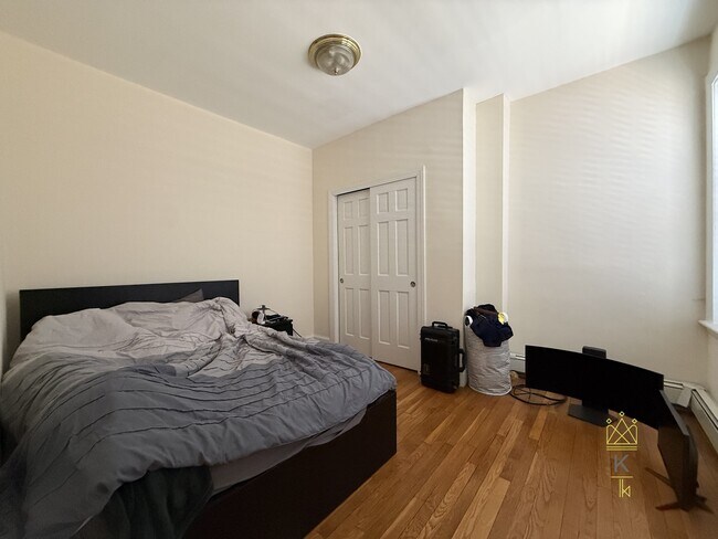 Foto del edificio - 674 Washington St