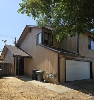 Building Photo - 1911 Glen Ridge Dr