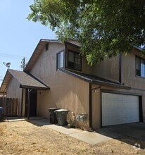 Building Photo - 1911 Glen Ridge Dr