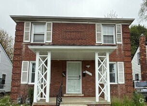 Building Photo - 14118 Evergreen Rd