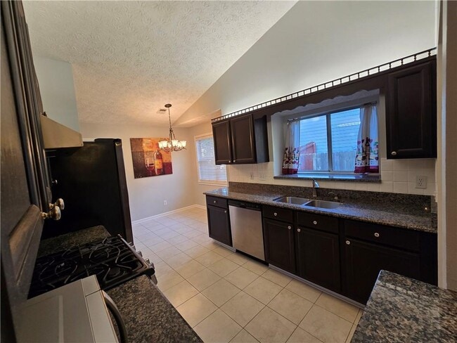 Foto del edificio - 3585 Plum Creek Trail NW