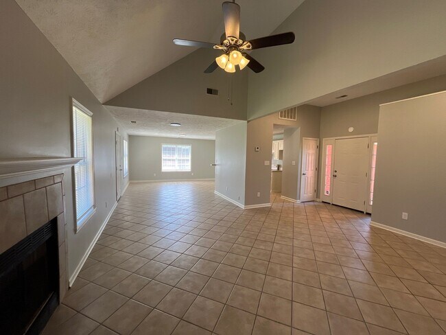 Foto del edificio - 619 Gettysburg Dr