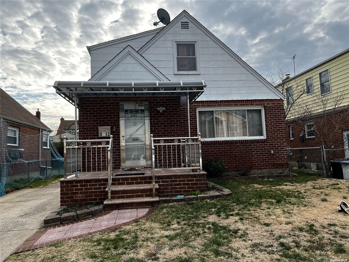 8312 253rd St, Queens, NY 11426 House Rental in Queens, NY