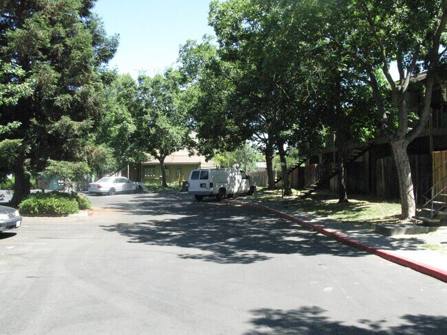 Building Photo - 250 Cleveland Ave