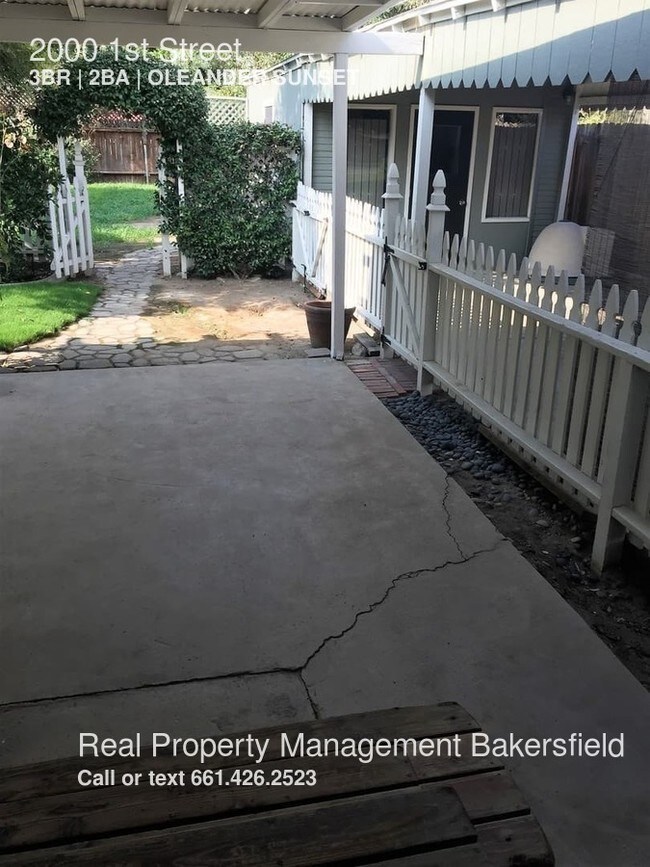 Foto del edificio - 2000 1st St