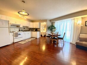 Building Photo - 8117 114 Av NW