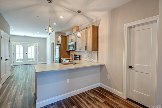 Foto del edificio - 1 Conklin St