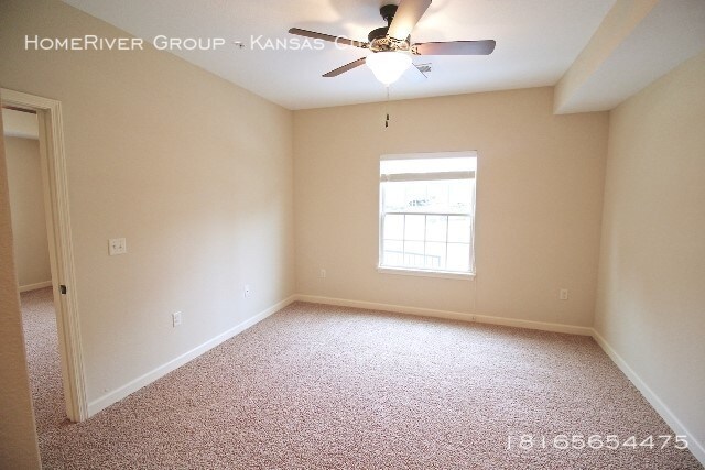 Building Photo - 6449 NW 70th St
