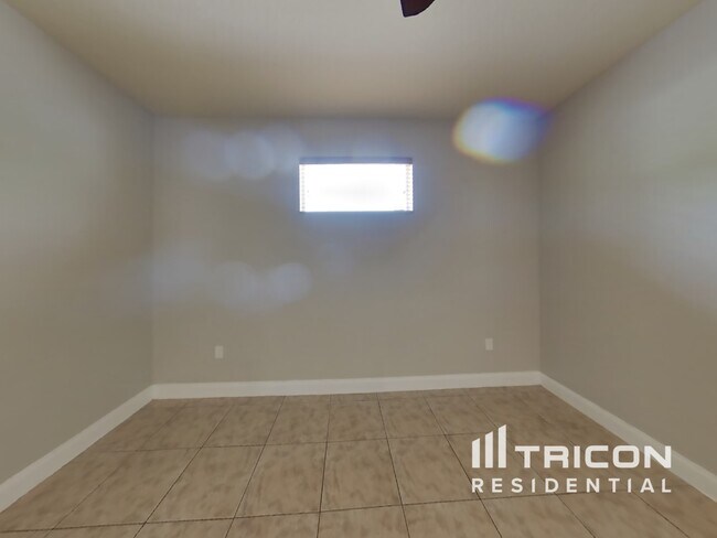 Foto del edificio - 14155 Prospect St