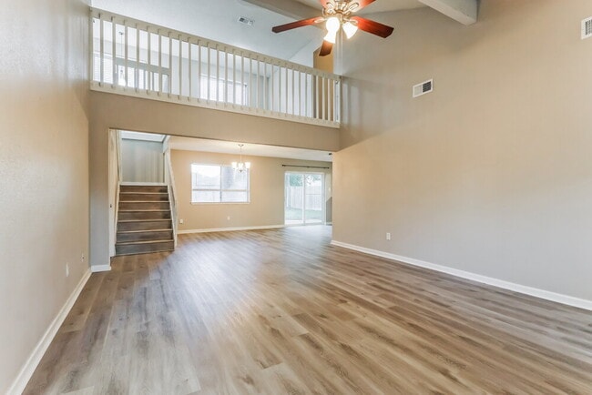 Foto del edificio - 4310 Shalom Creek Ln