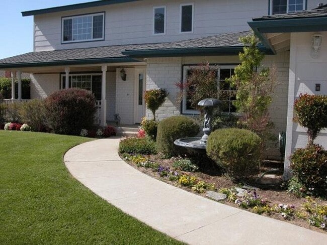Building Photo - 485 Meadowbrook Dr