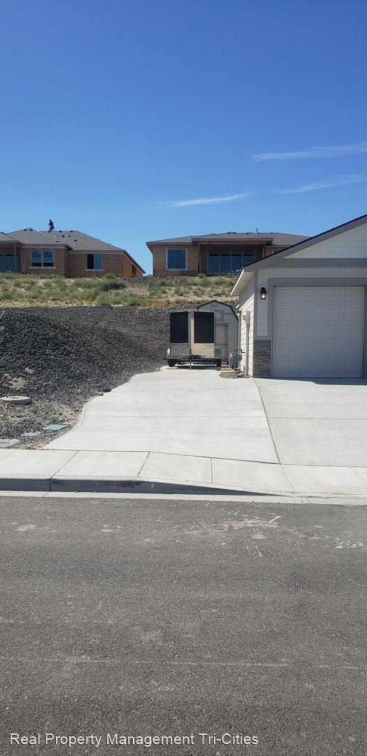 Foto del edificio - 4 br, 2 bath House - 7025 Collins Rd