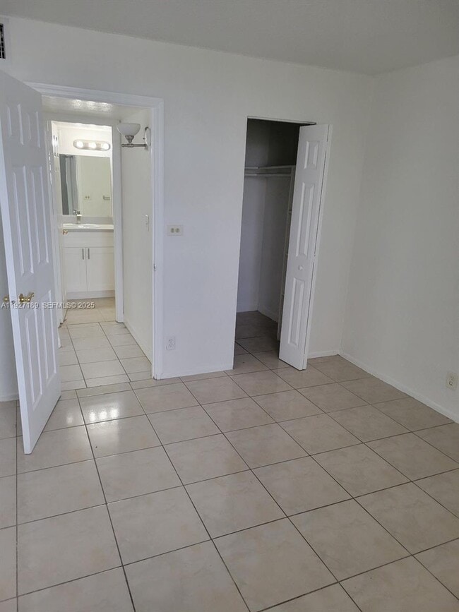 Foto del edificio - 4550 NW 9th St