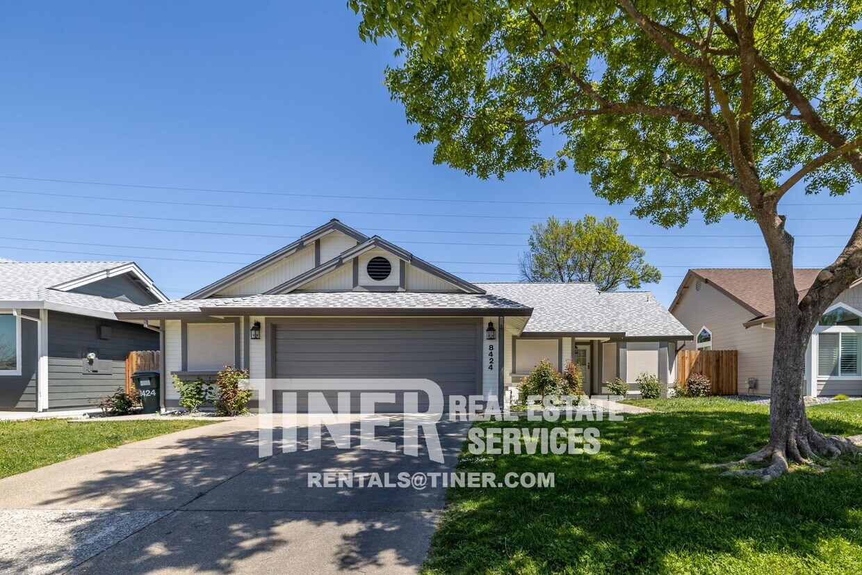 Antelope Three Bedroom Home House for Rent in Antelope, CA