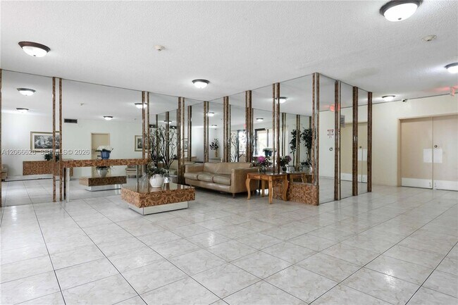 Foto del edificio - 16751 NE 9th Ave