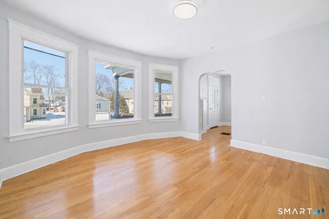 Foto del edificio - 196 Center St