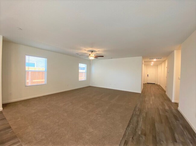 Foto del edificio - 1332 Sterling Hl Ct