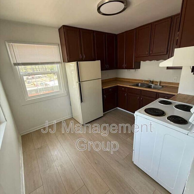 Foto del edificio - 1205 2nd St