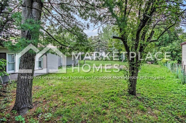 Foto del edificio - 14003 Hendricks Ave