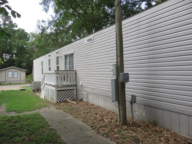 Foto del edificio - 12715 Aspen Dr