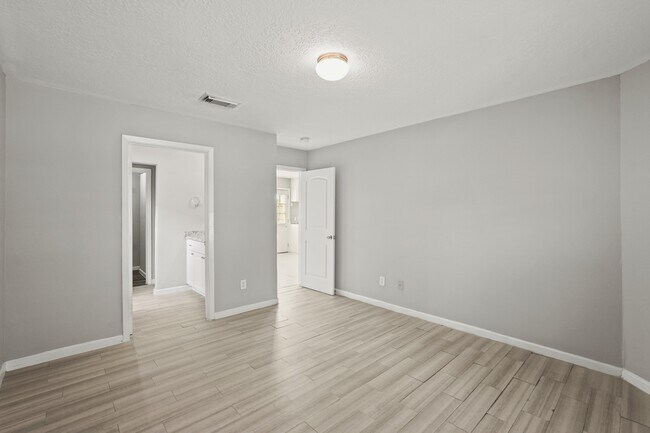 Foto del edificio - 2934 Cypress Island Dr