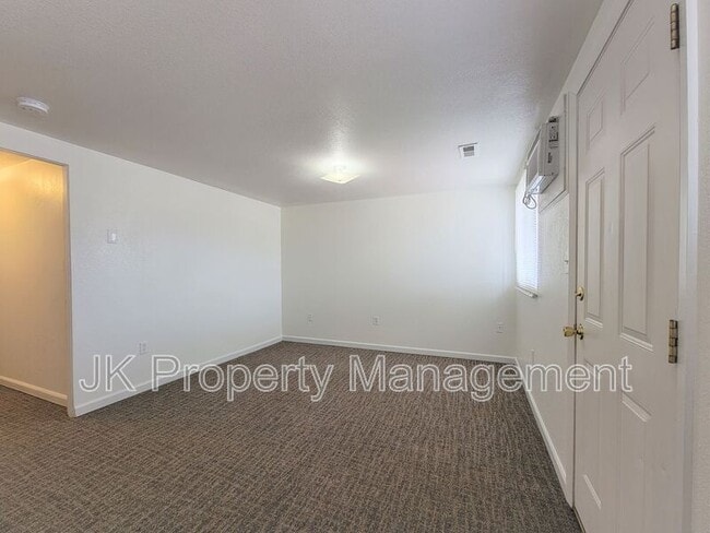 Foto del edificio - 4000 Ella Ave