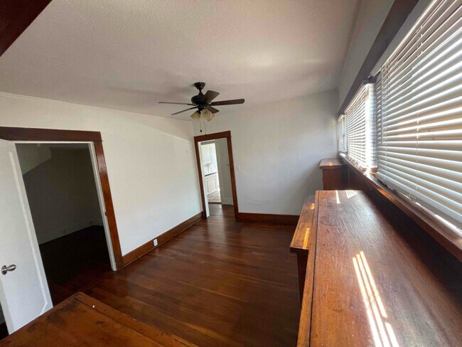 Foto del edificio - 141-147 W Ivy St