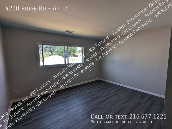 Foto del edificio - 4230 Ridge Rd
