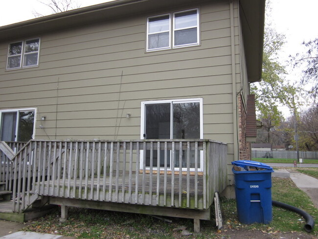 Foto del edificio - 5313 Hickman Rd