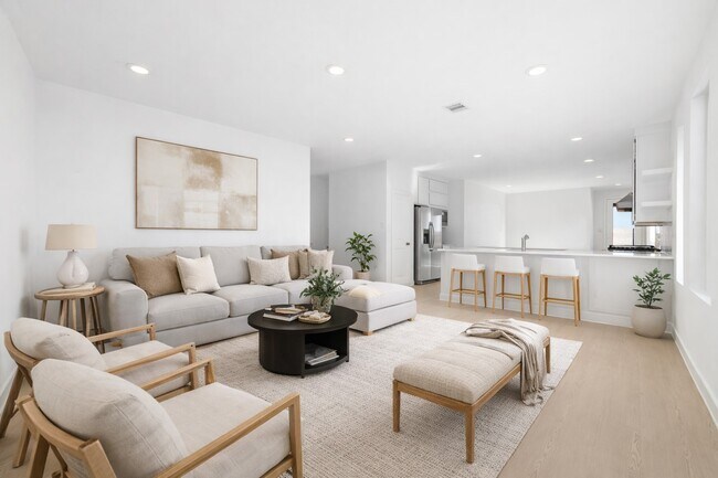 Foto del edificio - 6610 Sunset Velvet Dr