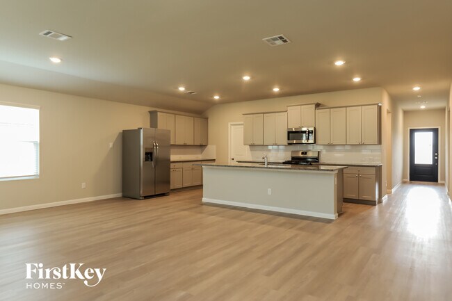 Building Photo - 6734 Hatchery Way