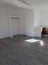 Building Photo - 7448 Craner Ave