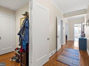 Building Photo - 3405 Greenway