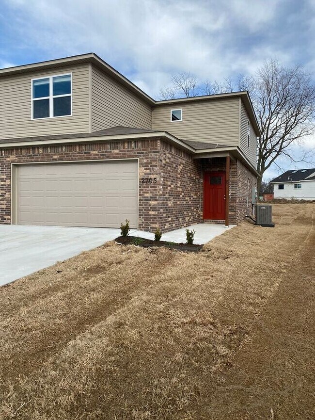 Building Photo - *SPRING FLING SPECIAL* BRAND NEW Three Bed...