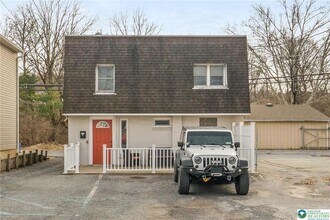 Building Photo - 926 Chestnut St
