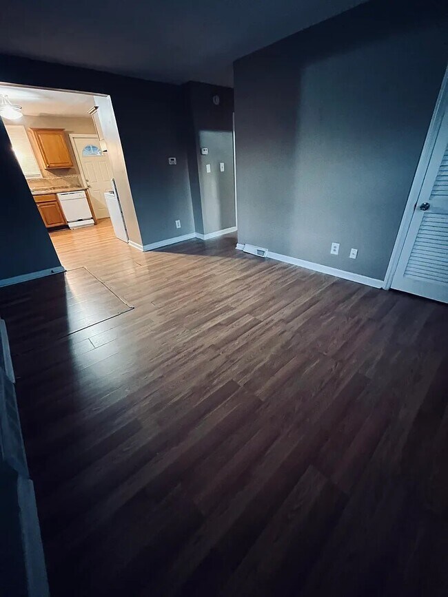 Building Photo - 22174 Donald Ave