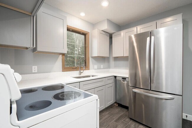 Foto del edificio - 411 Belle Aire Dr