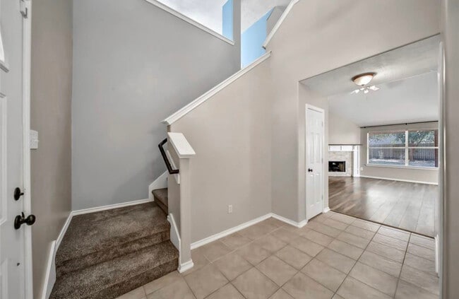 Building Photo - 15342 Sienna Oak Dr