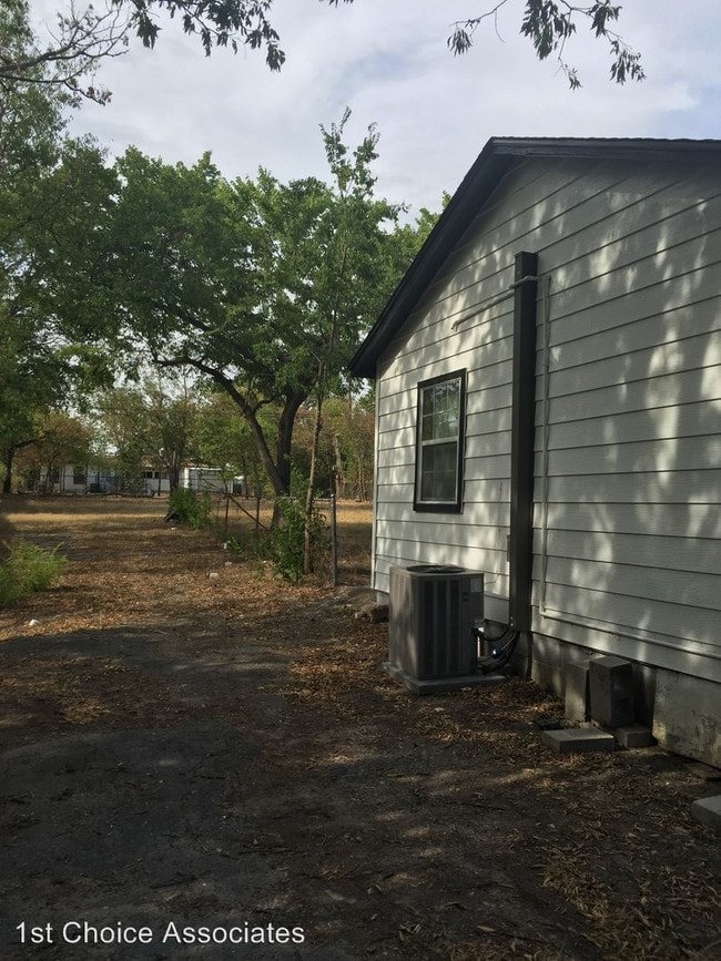Building Photo - 2 br, 1 bath House - 5320 Landino