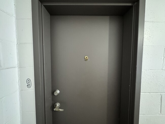 Photo du bâtiment - 17 Joyce Ave