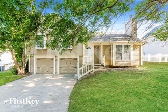 Building Photo - 1700 Cooper Dr