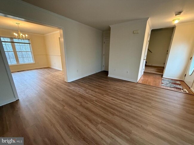 Building Photo - 700 E H St